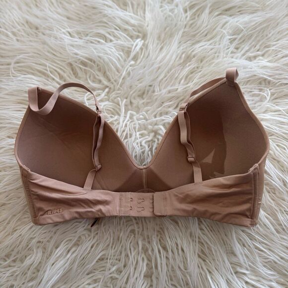 Skims Wireless Form T-shirt Bra Clay Size 34D - Picture 3 of 6